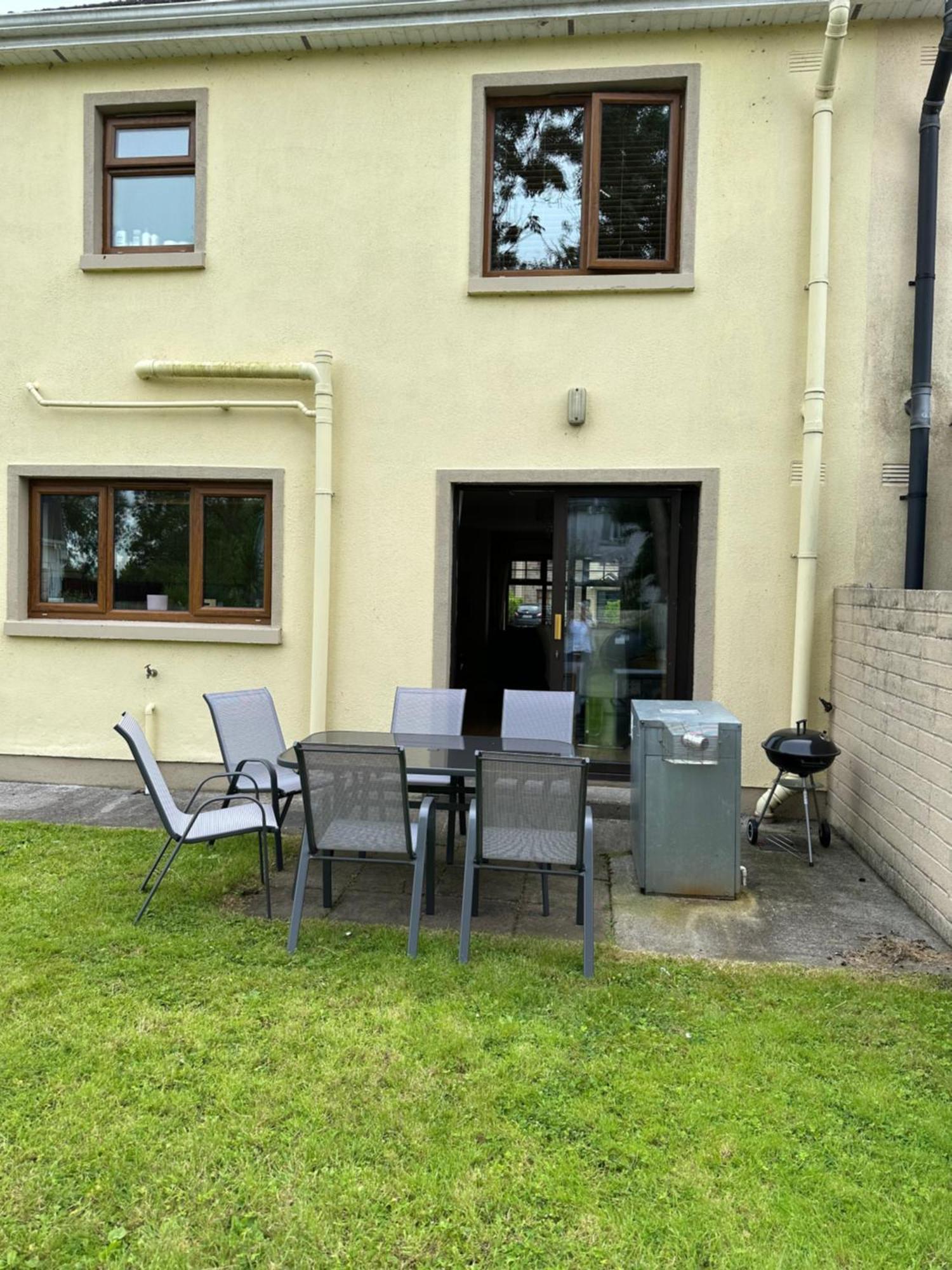 Home Near The River Shannon 루스키 외부 사진
