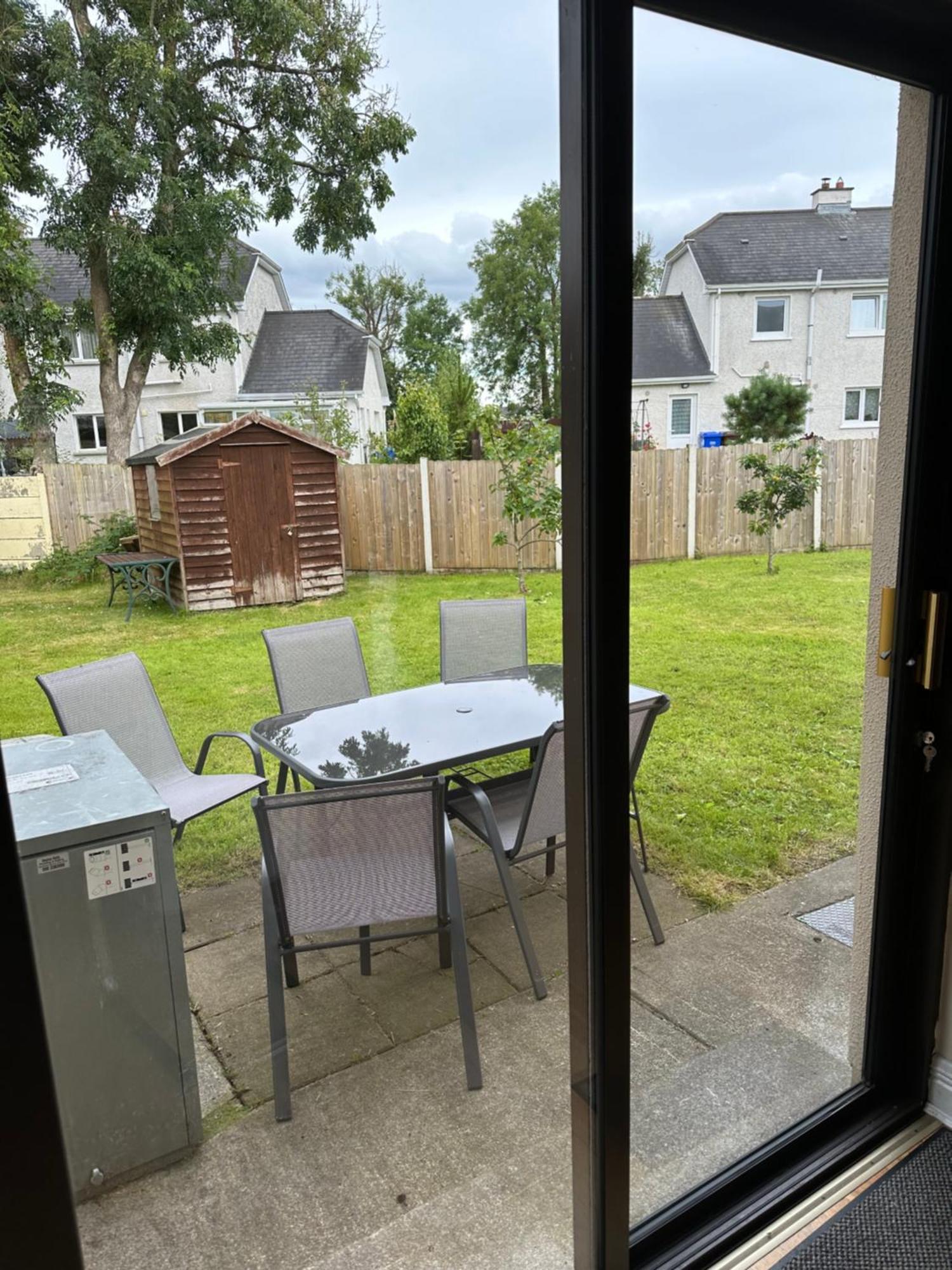 Home Near The River Shannon 루스키 외부 사진