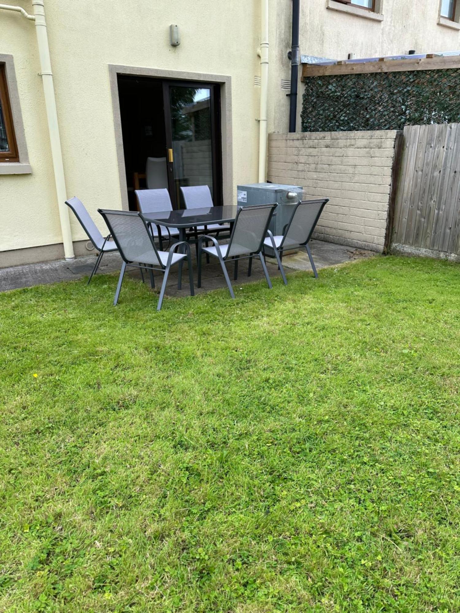 Home Near The River Shannon 루스키 외부 사진
